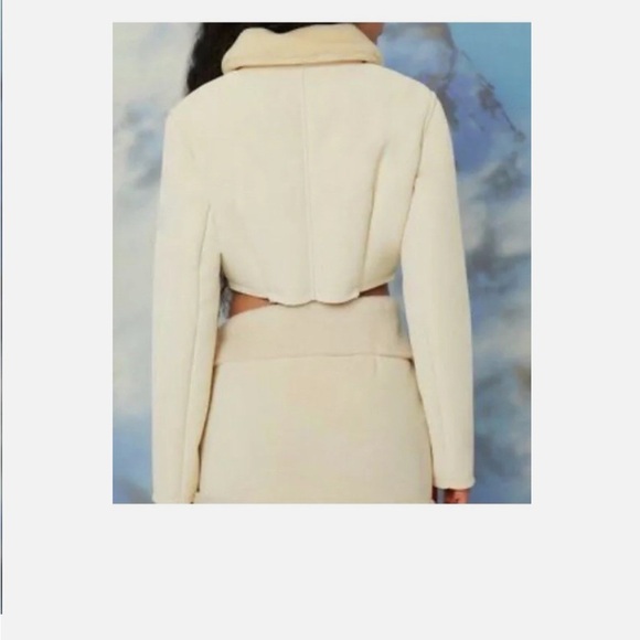 Forever 21 x Hello Kitty - XS Cream Cropped Jacket and Skirt Set with Shearling - Picture 2 of 6